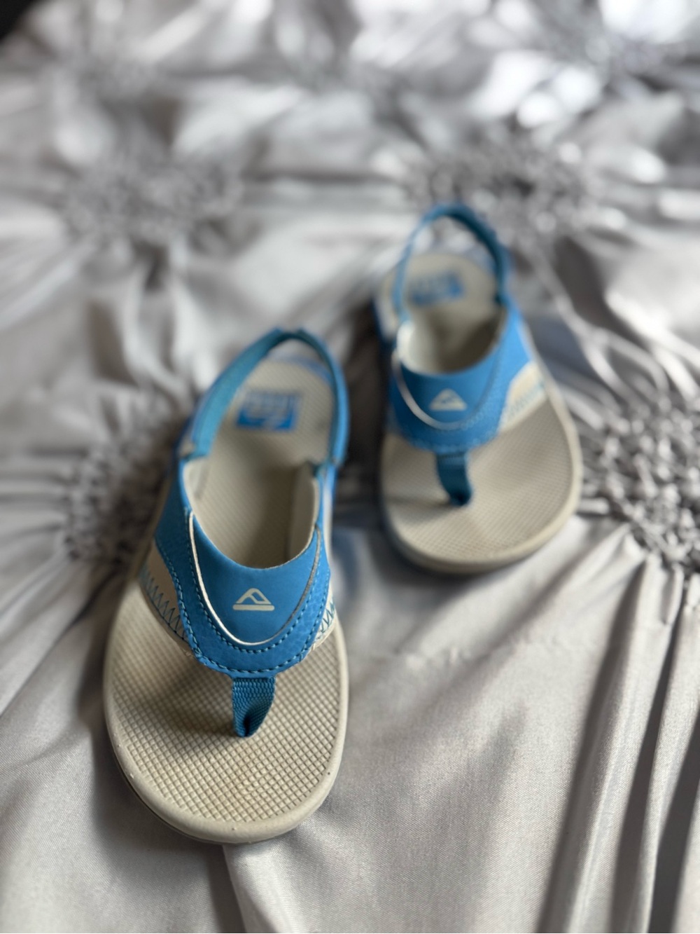Lightweight kids sandals with a soft cushioned footbed. Secure backstrap and toe